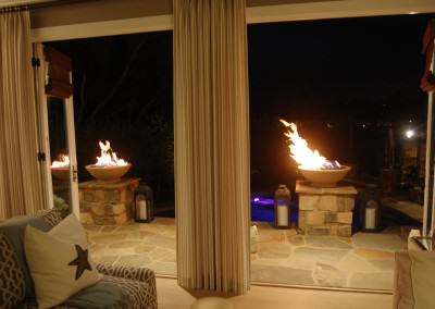 Celebrity House - pool, fire bowls, outdoor living room